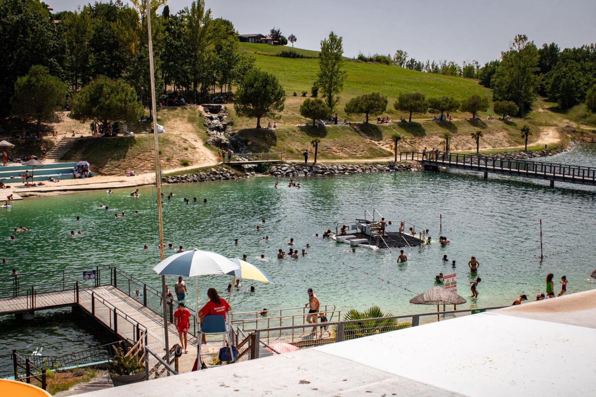 Terres De France - Les Hameaux Des Lacs Monclar-de-Quercy Екстер'єр фото