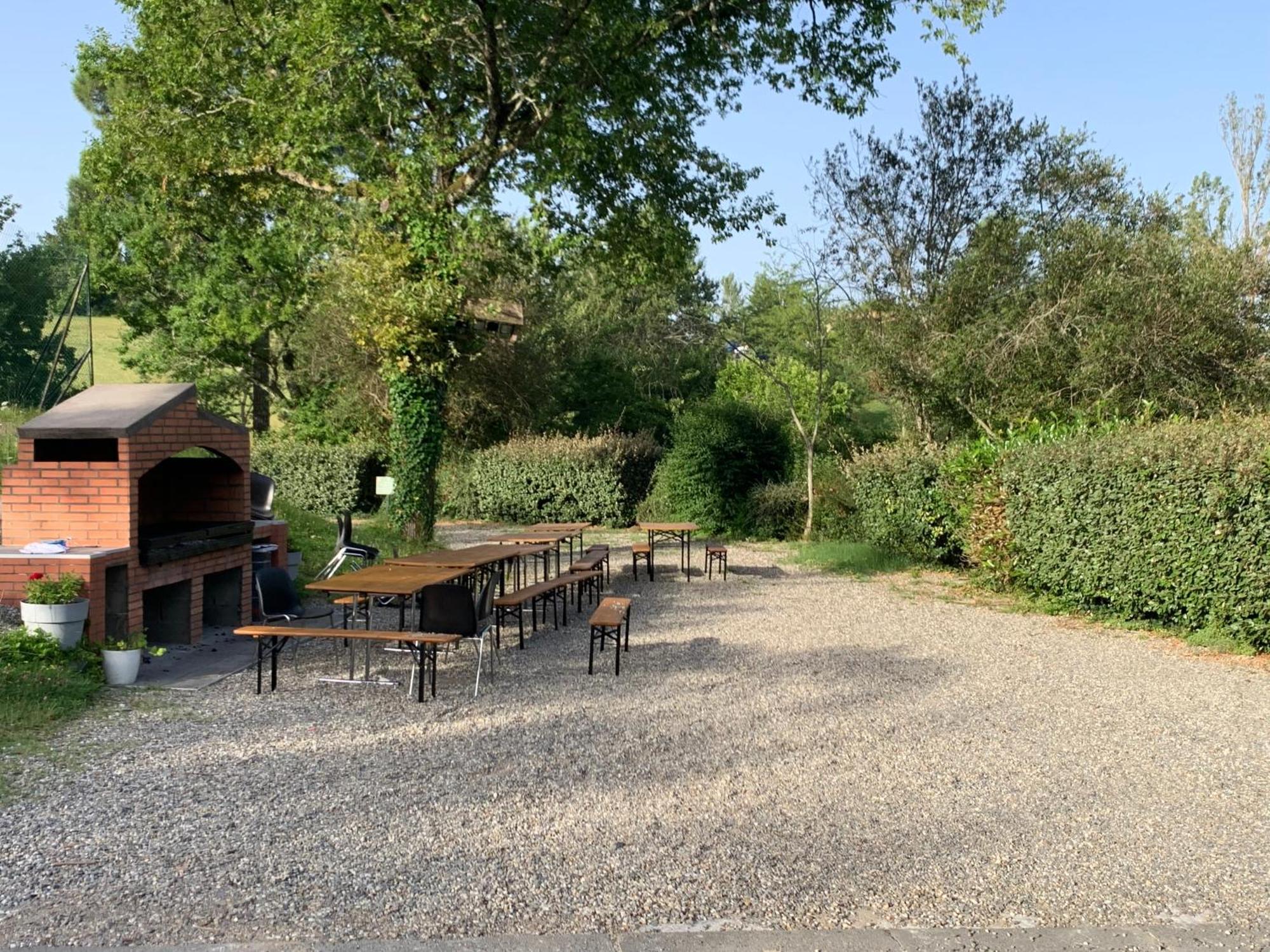Terres De France - Les Hameaux Des Lacs Monclar-de-Quercy Екстер'єр фото
