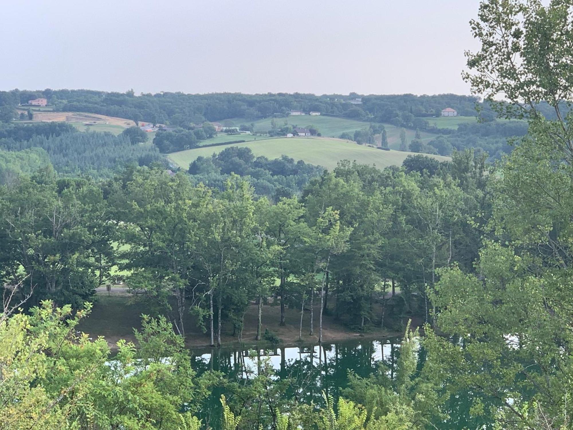 Terres De France - Les Hameaux Des Lacs Monclar-de-Quercy Екстер'єр фото